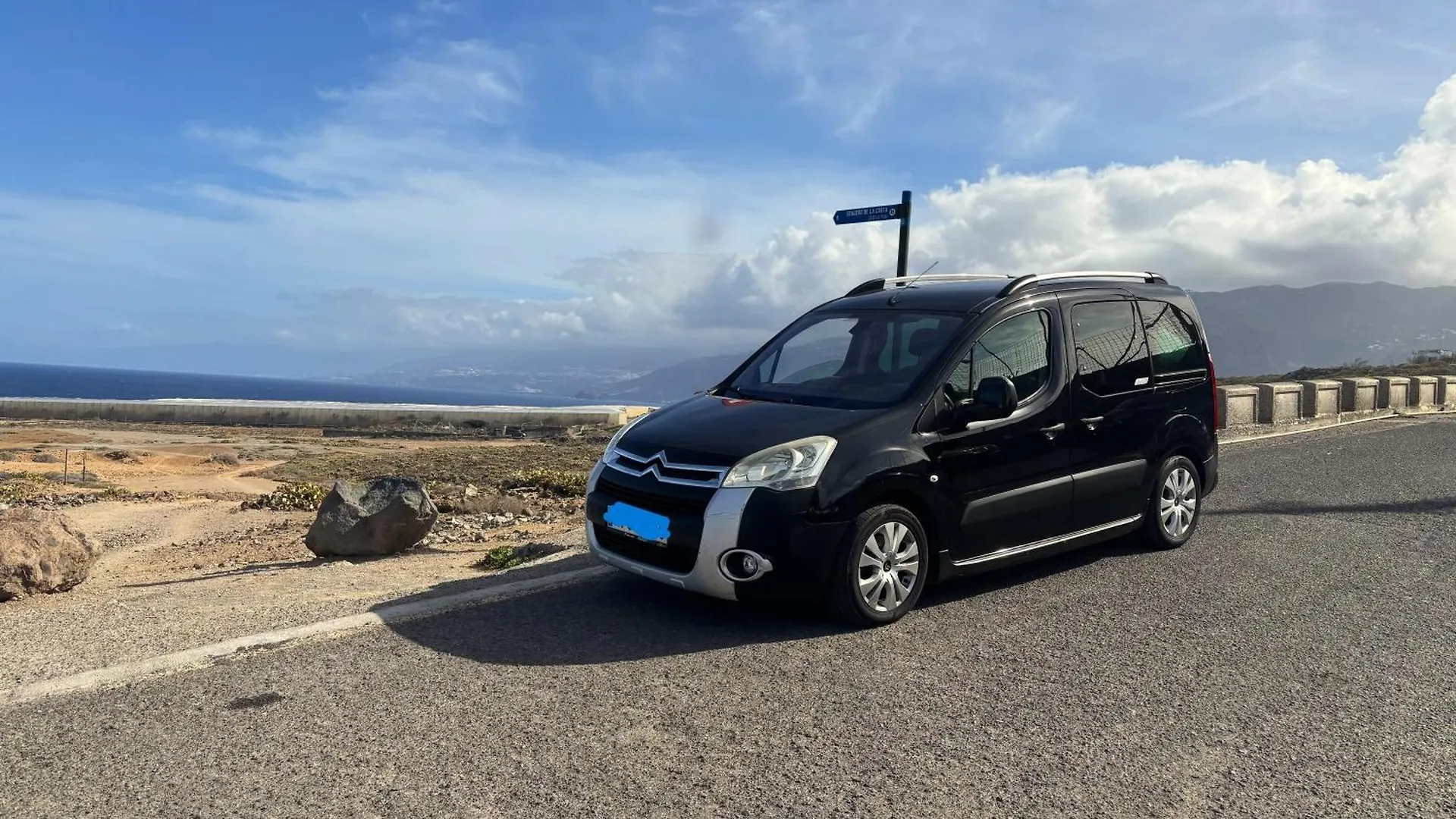 Camper Los Gigantes Icod De Los Vinos Spain